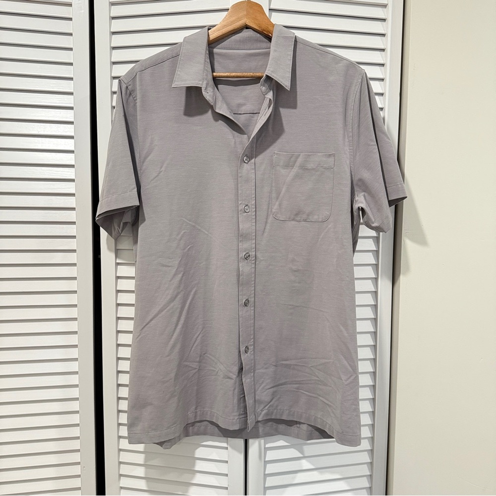 Vuori Gray Lightweight Casual Button Down